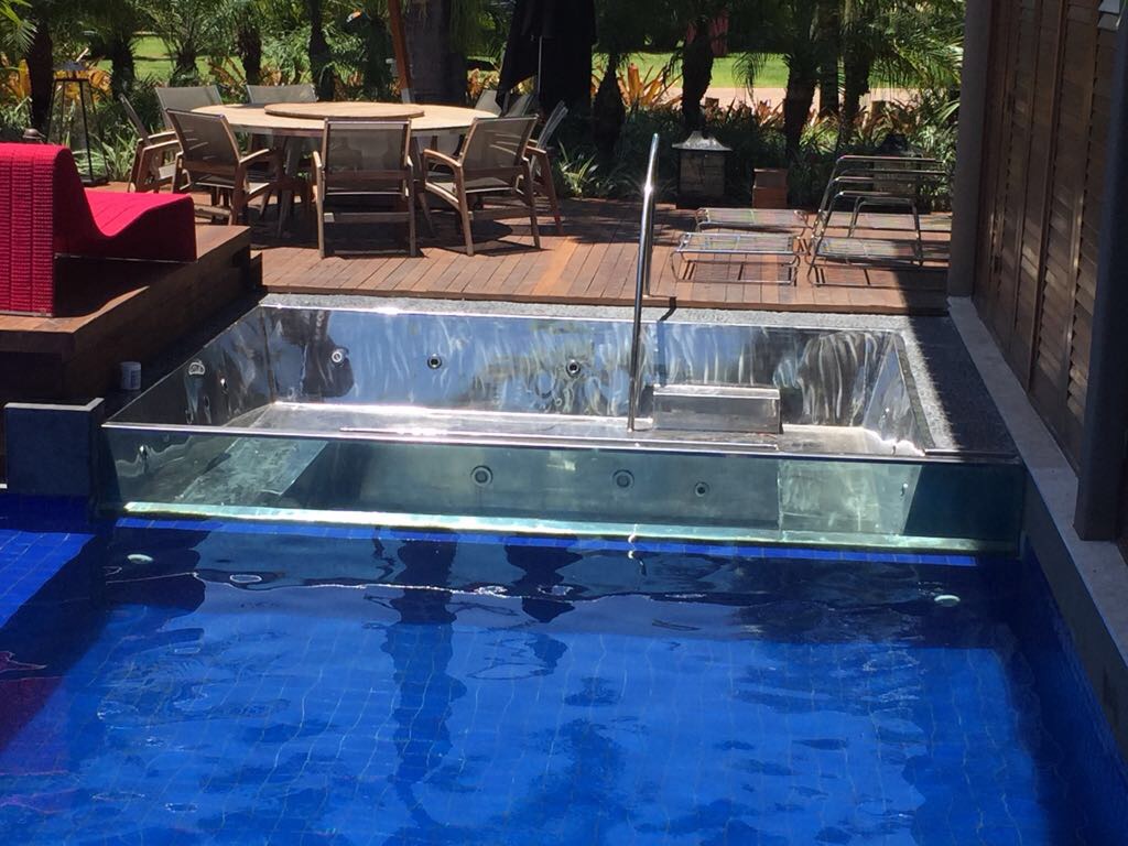 PISCINAS