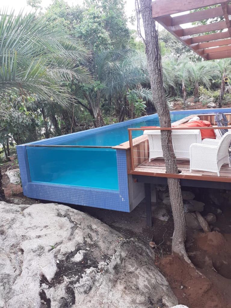 PISCINAS